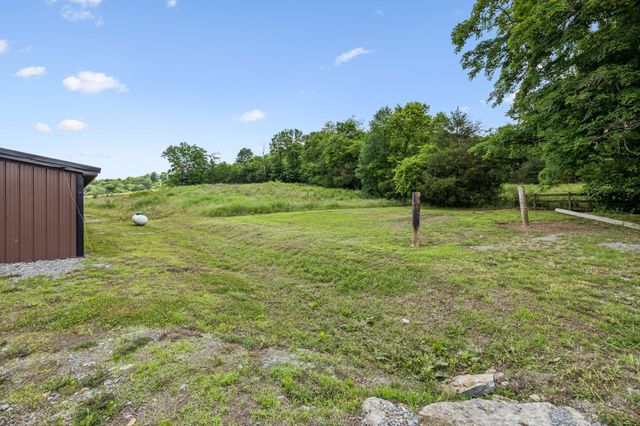 769 Echo Rd, Hartsville, TN 37074