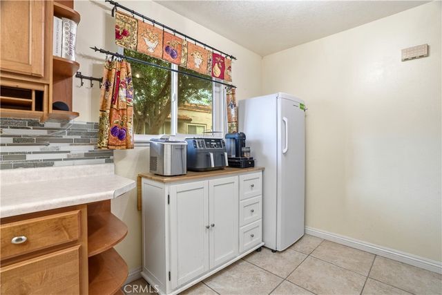 13931 La Jolla, Garden Grove, CA 92844