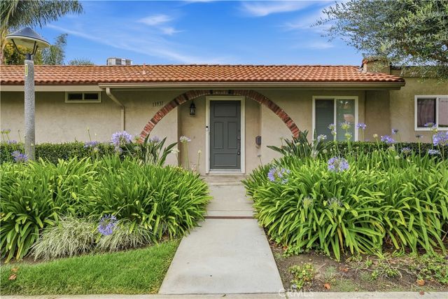 13931 La Jolla, Garden Grove, CA 92844