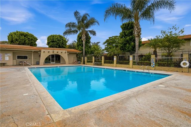 13931 La Jolla, Garden Grove, CA 92844