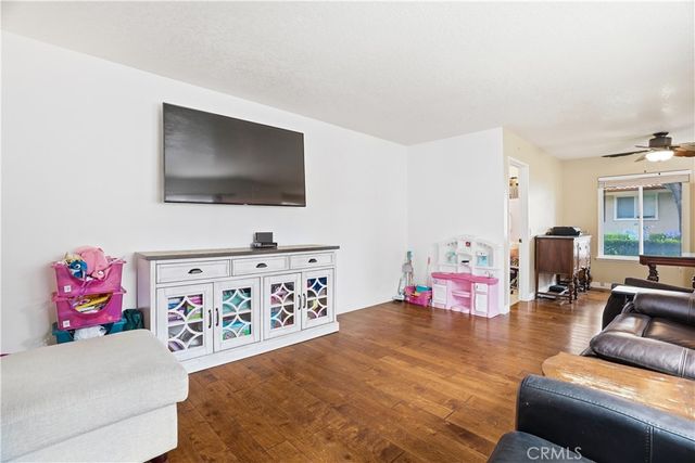 13931 La Jolla, Garden Grove, CA 92844