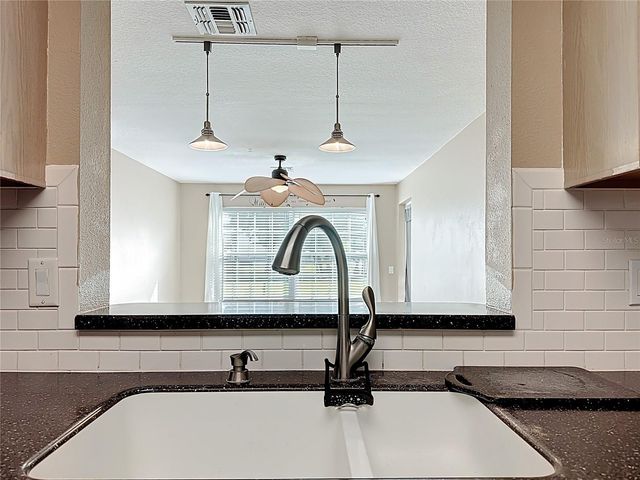 3960 SOUTHPOINTE DRIVE 515, Orlando, FL 32822