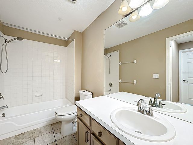 3960 SOUTHPOINTE DRIVE 515, Orlando, FL 32822