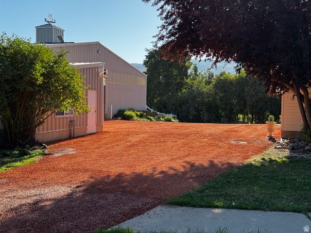 2334 S FALCON WAY, Huntsville, UT 84317