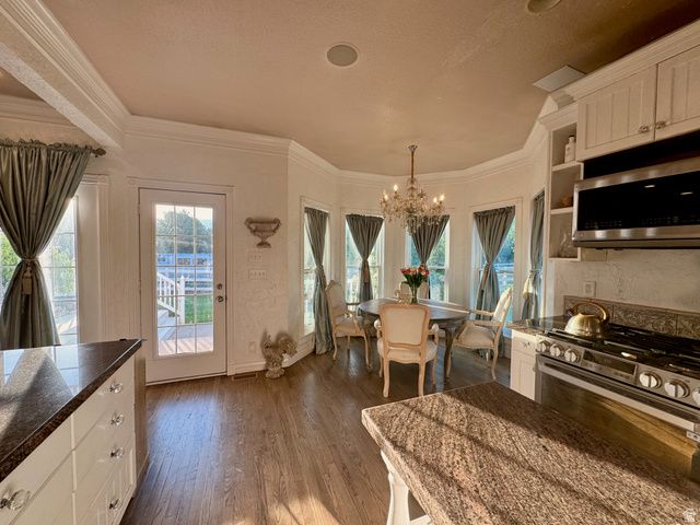 2334 S FALCON WAY, Huntsville, UT 84317