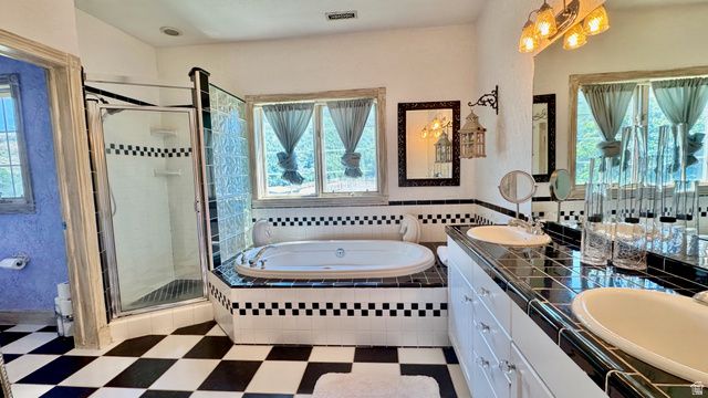 2334 S FALCON WAY, Huntsville, UT 84317