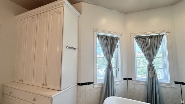 2334 S FALCON WAY, Huntsville, UT 84317