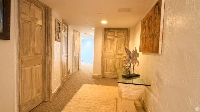 2334 S FALCON WAY, Huntsville, UT 84317