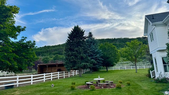 2334 S FALCON WAY, Huntsville, UT 84317