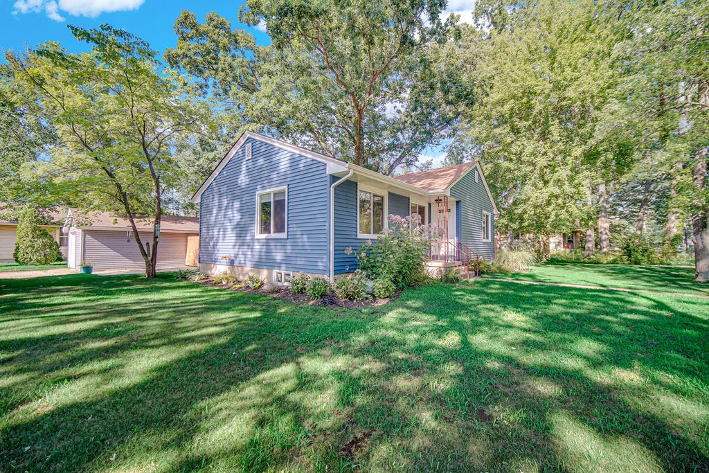 1902 Greenwood Avenue, Michigan City, IN 46360