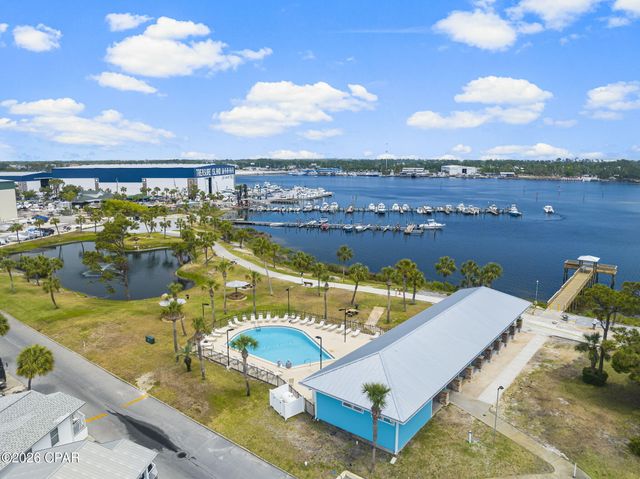 359 Amberjack Drive, Panama City, FL 32408