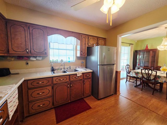 102 S CLAIRE Drive, Perry, FL 32348