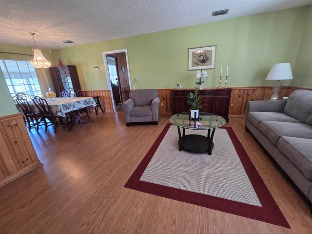 102 S CLAIRE Drive, Perry, FL 32348