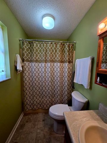 102 S CLAIRE Drive, Perry, FL 32348