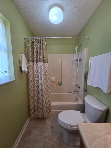 102 S CLAIRE Drive, Perry, FL 32348