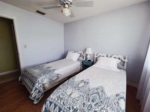 102 S CLAIRE Drive, Perry, FL 32348