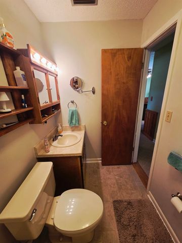 102 S CLAIRE Drive, Perry, FL 32348