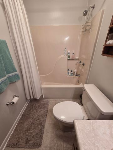 102 S CLAIRE Drive, Perry, FL 32348