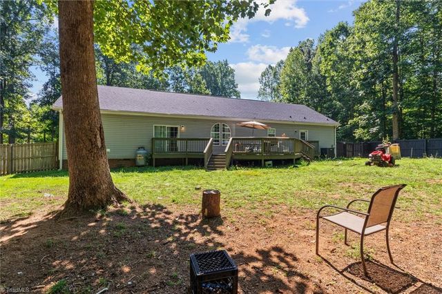 6324 Garden Court, Pleasant Garden, NC 27313