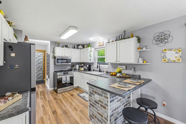 1709 Schmidt ROAD, West Bend, WI 53090