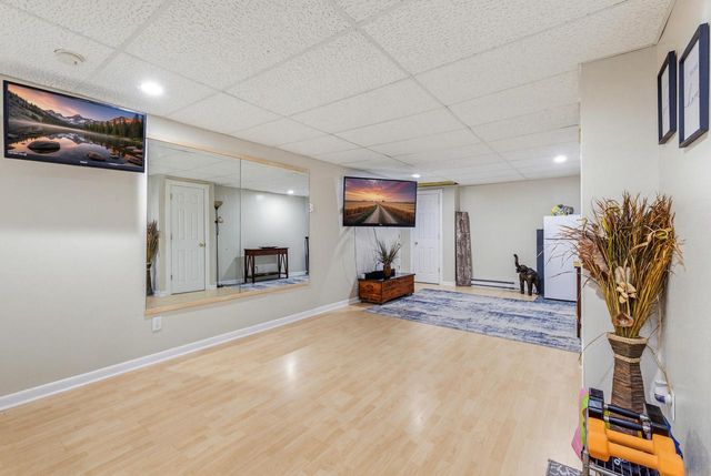 1709 Schmidt ROAD, West Bend, WI 53090