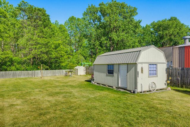 1709 Schmidt ROAD, West Bend, WI 53090