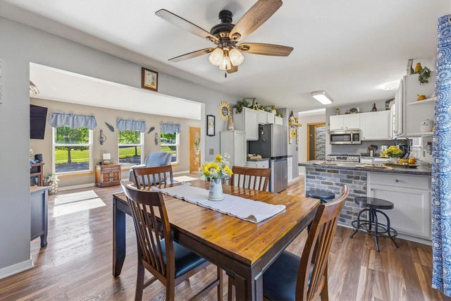 1709 Schmidt ROAD, West Bend, WI 53090