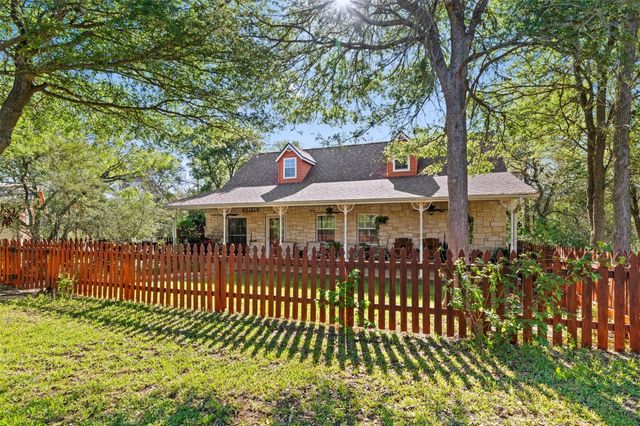 399 Upper Elgin River RD, Elgin, TX 78621