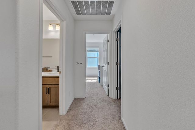 4550 Spring Harvest Dr, Folsom, CA 95630