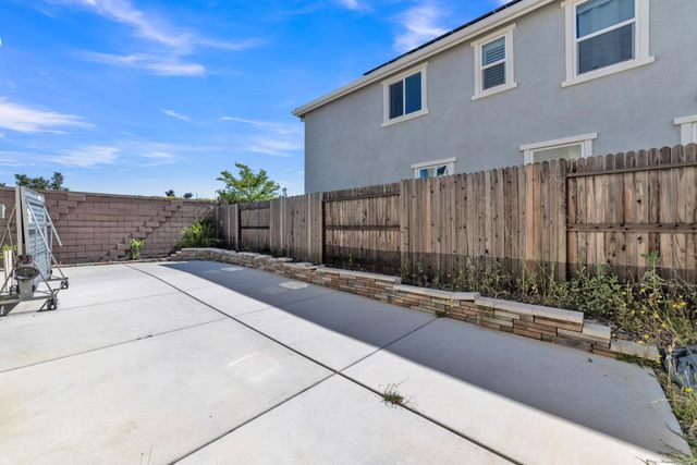 4550 Spring Harvest Dr, Folsom, CA 95630