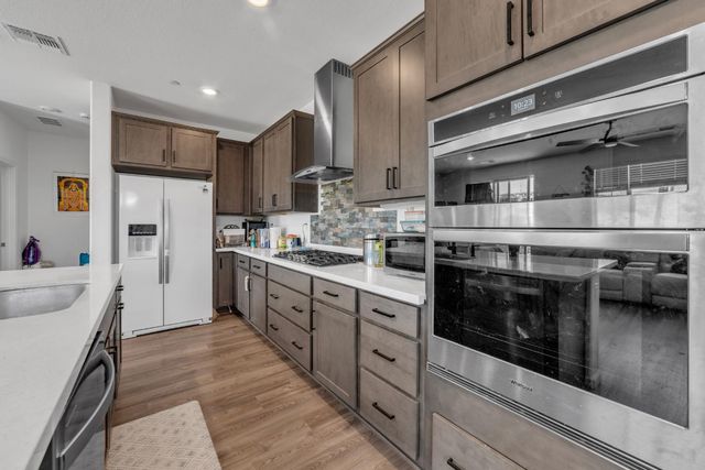 4550 Spring Harvest Dr, Folsom, CA 95630