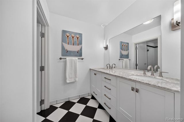 432 E Parent Avenue, Royal Oak, MI 48067