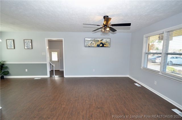 3235 Glenmore Drive, Hope Mills, NC 28348