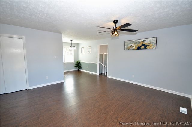 3235 Glenmore Drive, Hope Mills, NC 28348