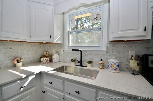 3235 Glenmore Drive, Hope Mills, NC 28348