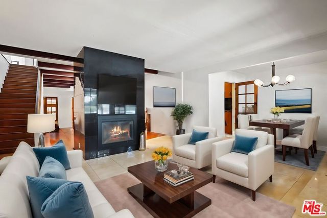 2477 Coolidge Avenue, Los Angeles, CA 90064