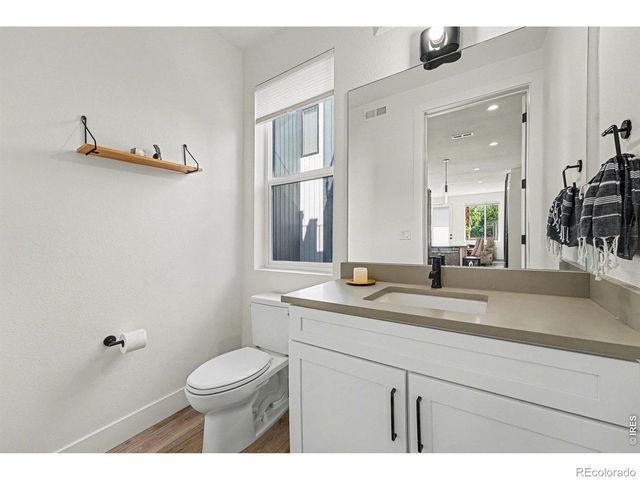2016 W 46th Avenue, Denver, CO 80211