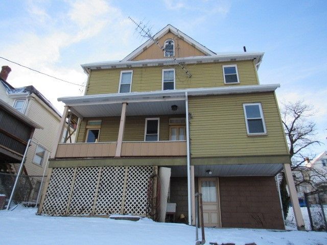 206 Lookout Avenue, Charleroi Boro, PA 15022