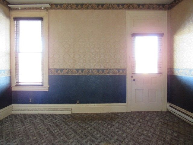 206 Lookout Avenue, Charleroi Boro, PA 15022