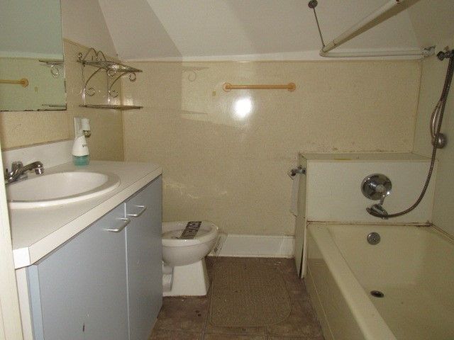 206 Lookout Avenue, Charleroi Boro, PA 15022