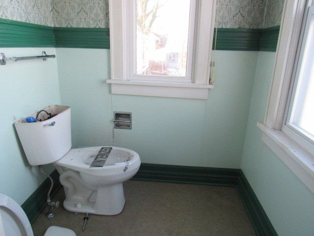 206 Lookout Avenue, Charleroi Boro, PA 15022