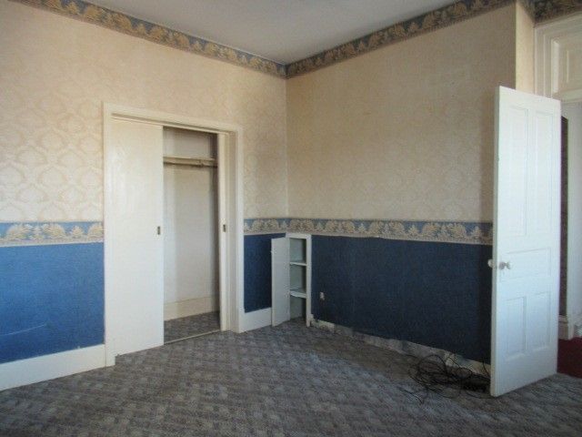 206 Lookout Avenue, Charleroi Boro, PA 15022