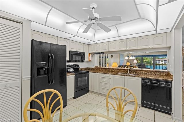 5776 Deauville CIR C208, Naples, FL 34112