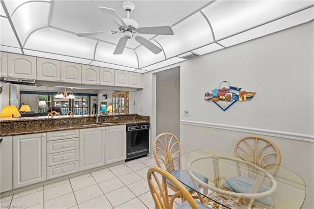 5776 Deauville CIR C208, Naples, FL 34112