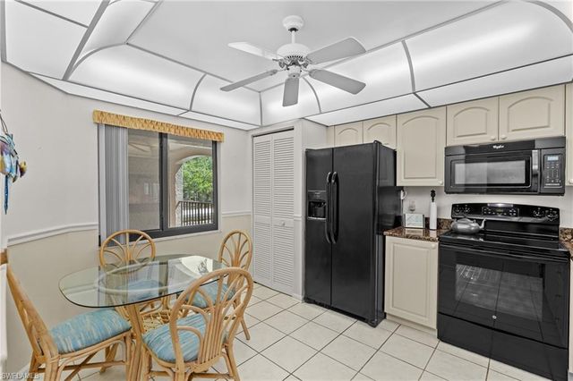 5776 Deauville CIR C208, Naples, FL 34112