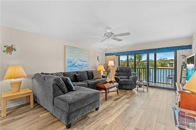 5776 Deauville CIR C208, Naples, FL 34112