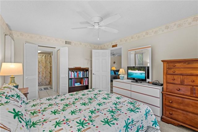 5776 Deauville CIR C208, Naples, FL 34112