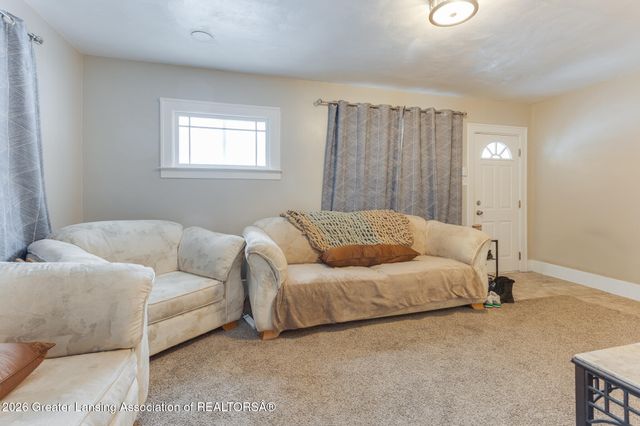 1105 Comfort Street, Lansing, MI 48915