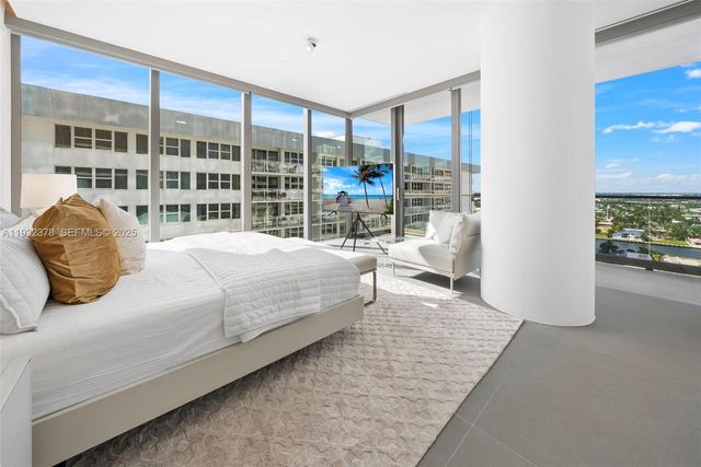 2000 S Ocean Dr 18B, Hallandale Beach, FL 33009