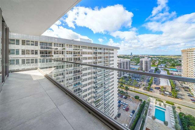 2000 S Ocean Dr 18B, Hallandale Beach, FL 33009